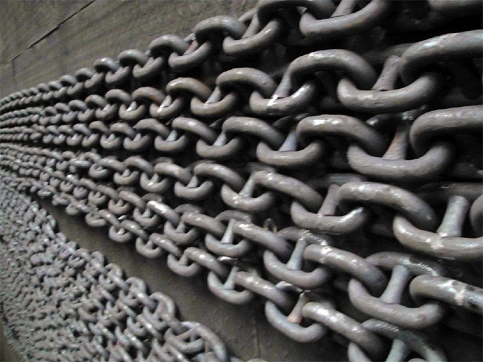 Ship anchor chain